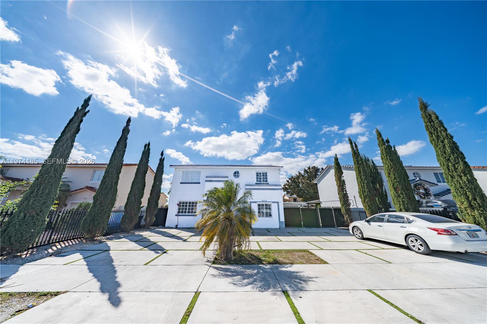 MAJESTIC ESTATES 1ST ADDN - Residential