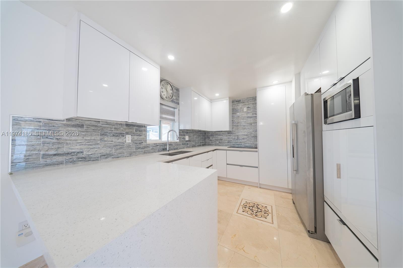 MAJESTIC ESTATES 1ST ADDN - Residential