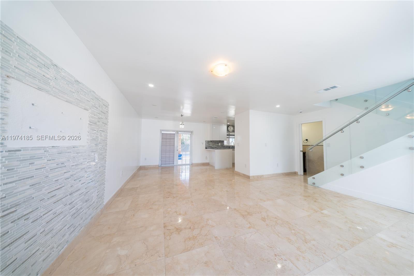 MAJESTIC ESTATES 1ST ADDN - Residential