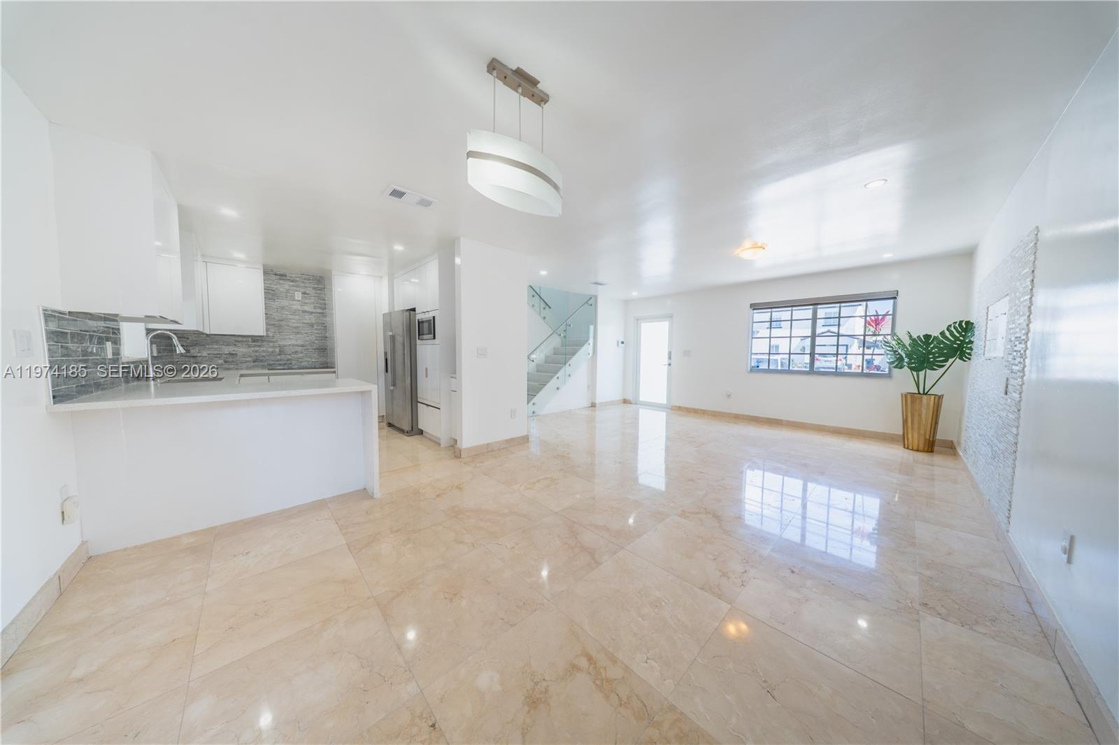 MAJESTIC ESTATES 1ST ADDN - Residential