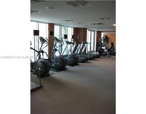 THE PLAZA 901 BRICKELL CO - Residential Lease
