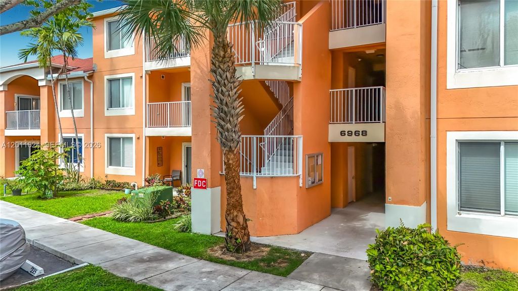 Photo of 6968 SW 39th St #F205, Davie, FL 33314 (MLS # A12011624)