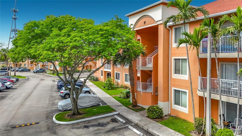 Photo of 6968 SW 39th St #F205, Davie, FL 33314 (MLS # A12011624)