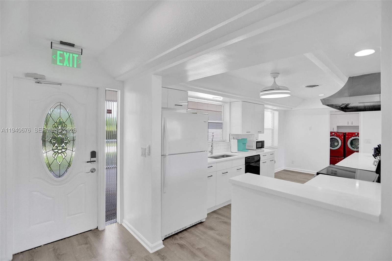 SUNSET ISLES SEC 1 - Residential