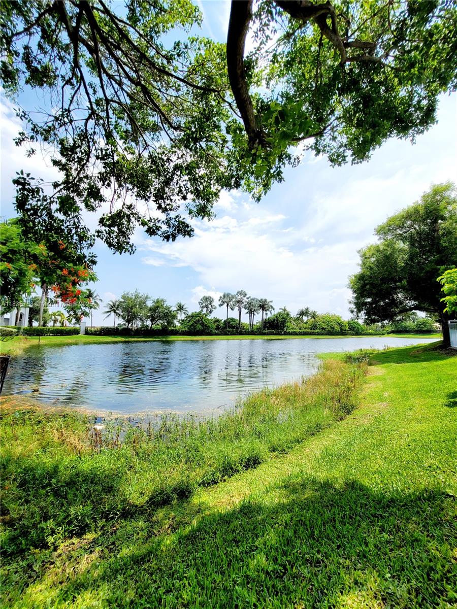 3790 NE 9th Ct, Homestead, FL, 33033/$575,000 4 3790 NE 9th Ct