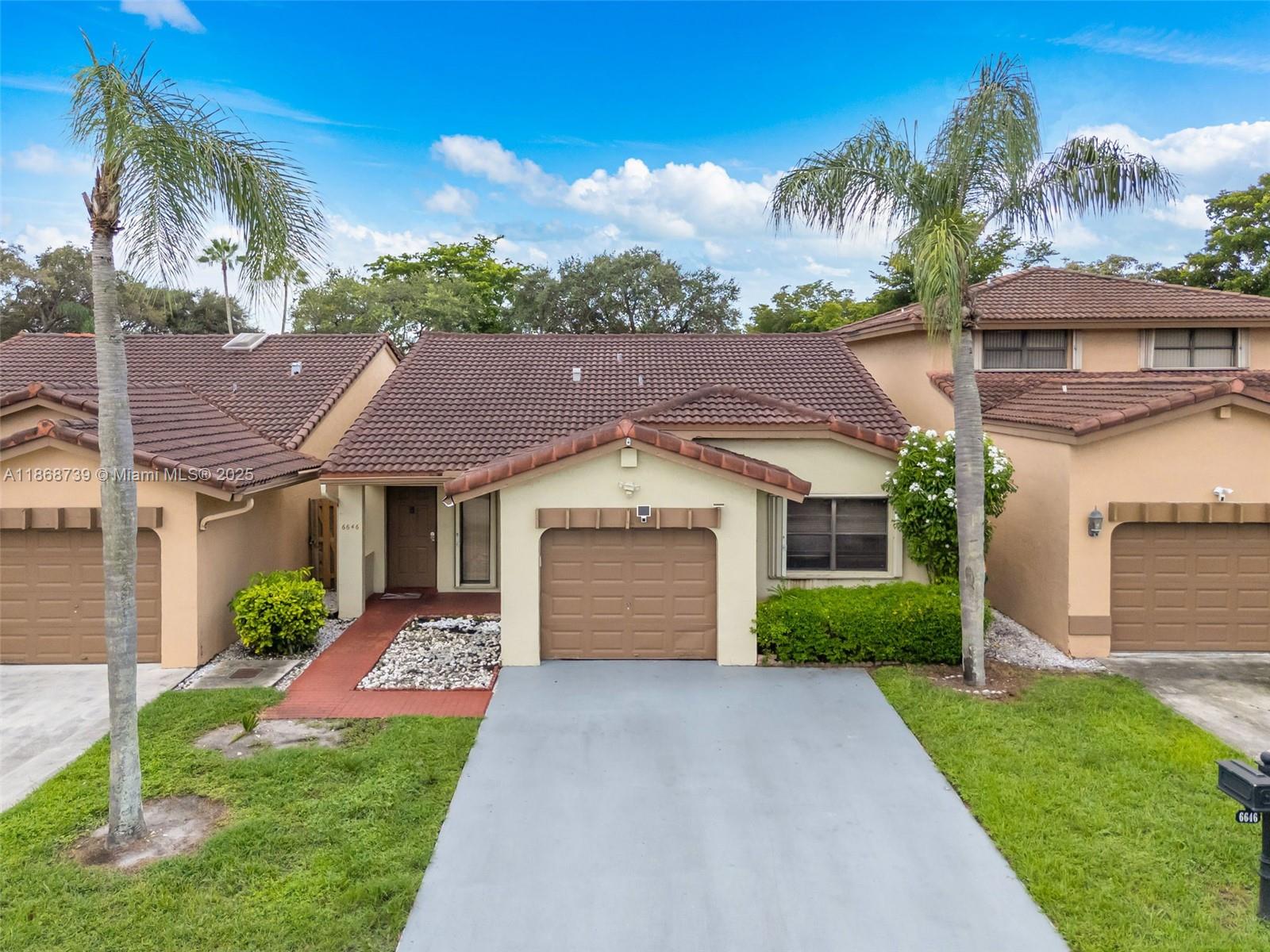 Welcome home to this beautiful 3 bedroom, 2 bathroom townhouse located in one of the most desirable neighborhoods in the Country Club area. This family-friendly home features an inviting open layout with high ceilings, spacious living and dining areas, and plenty of natural light. The kitchen overlooks a charming patio with lush greenery, perfect for relaxing or entertaining. Enjoy a one-car garage, driveway, and low-maintenance landscaping. Enjoy all the amenities The Moors has to offer, a family friendly very well-kept community. Conveniently located near top schools, shopping, dining, and major highways—this is the perfect place to call home.
Don’t miss out on this opportunity!