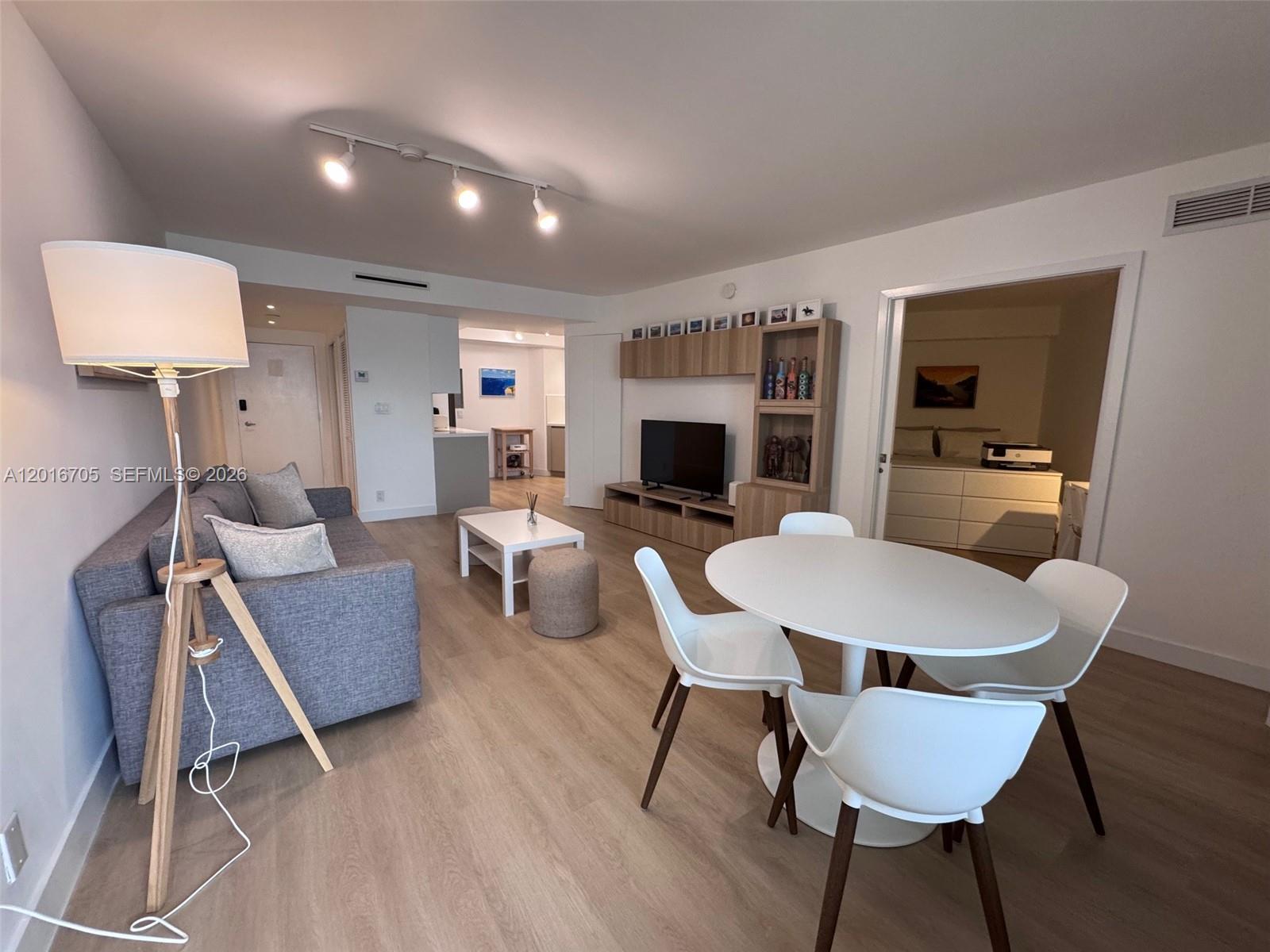 GALT OCEAN CLUB CONDO - Residential Lease