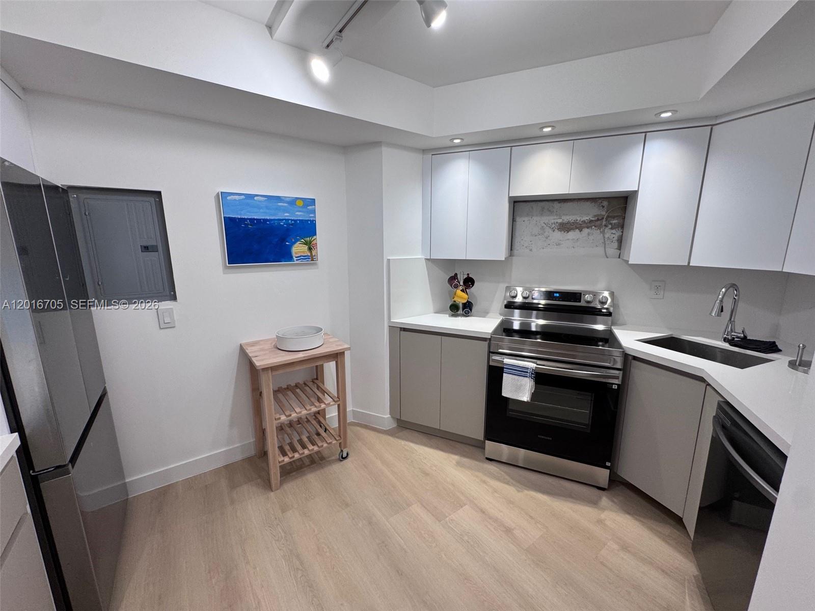 GALT OCEAN CLUB CONDO - Residential Lease