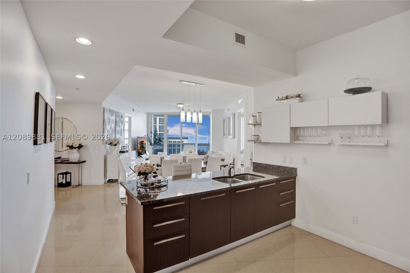 15901 Collins Ave 603