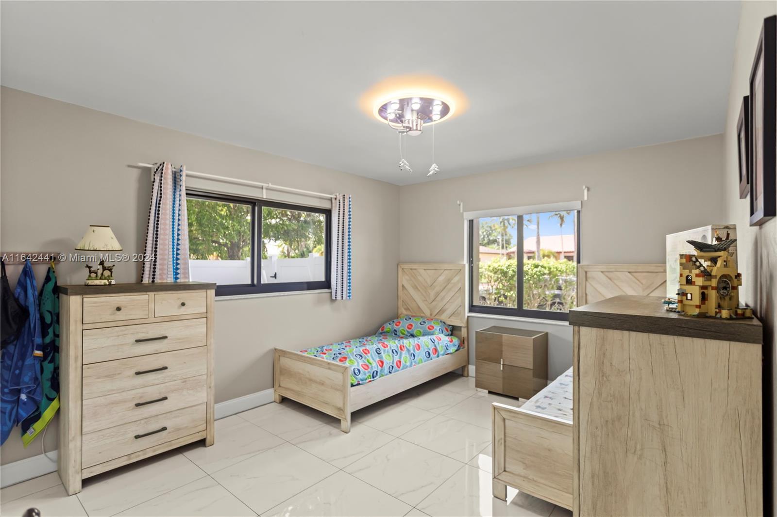 BONAVENTURE LAKES - Residential Lease