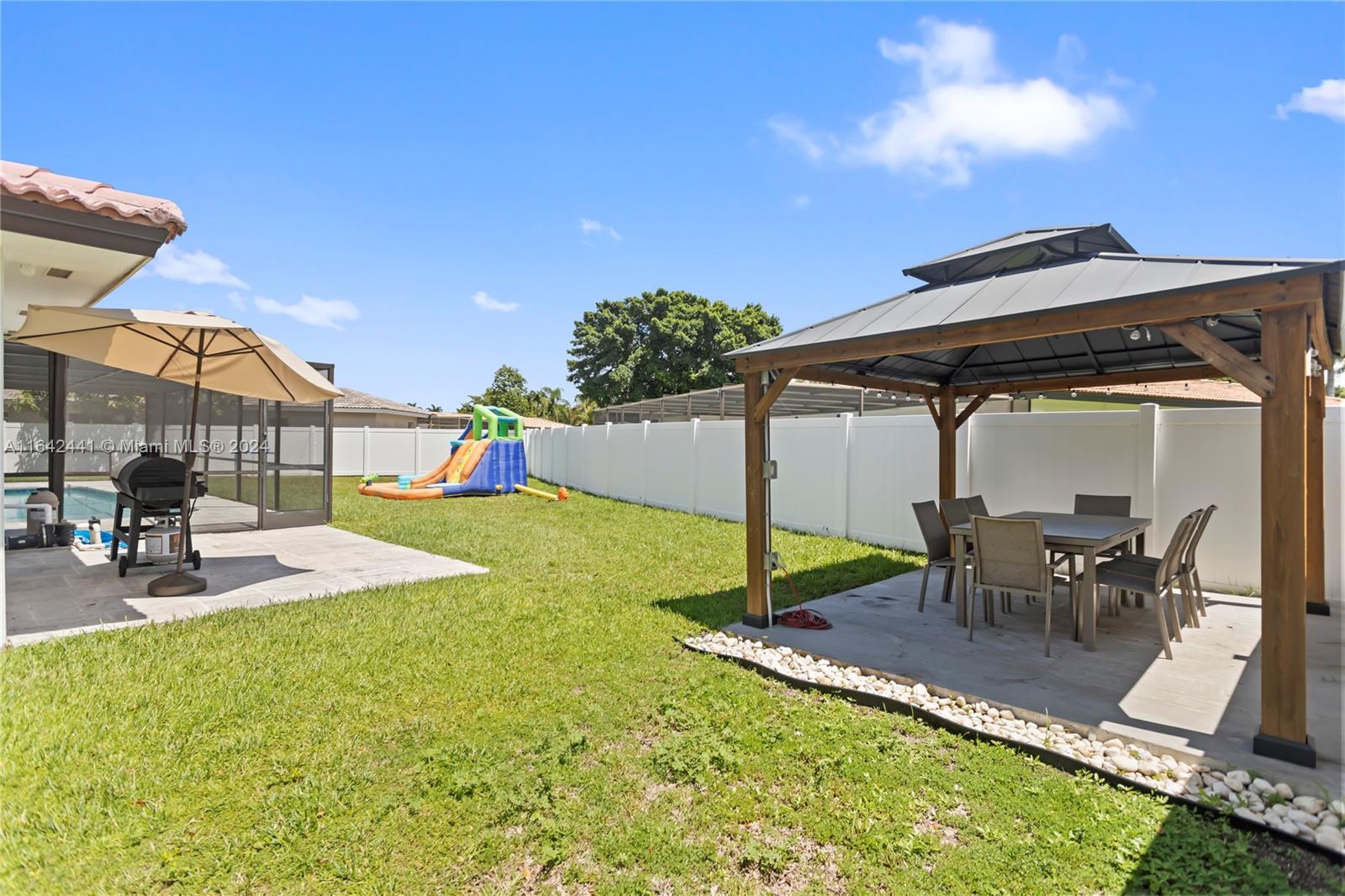 BONAVENTURE LAKES - Residential Lease