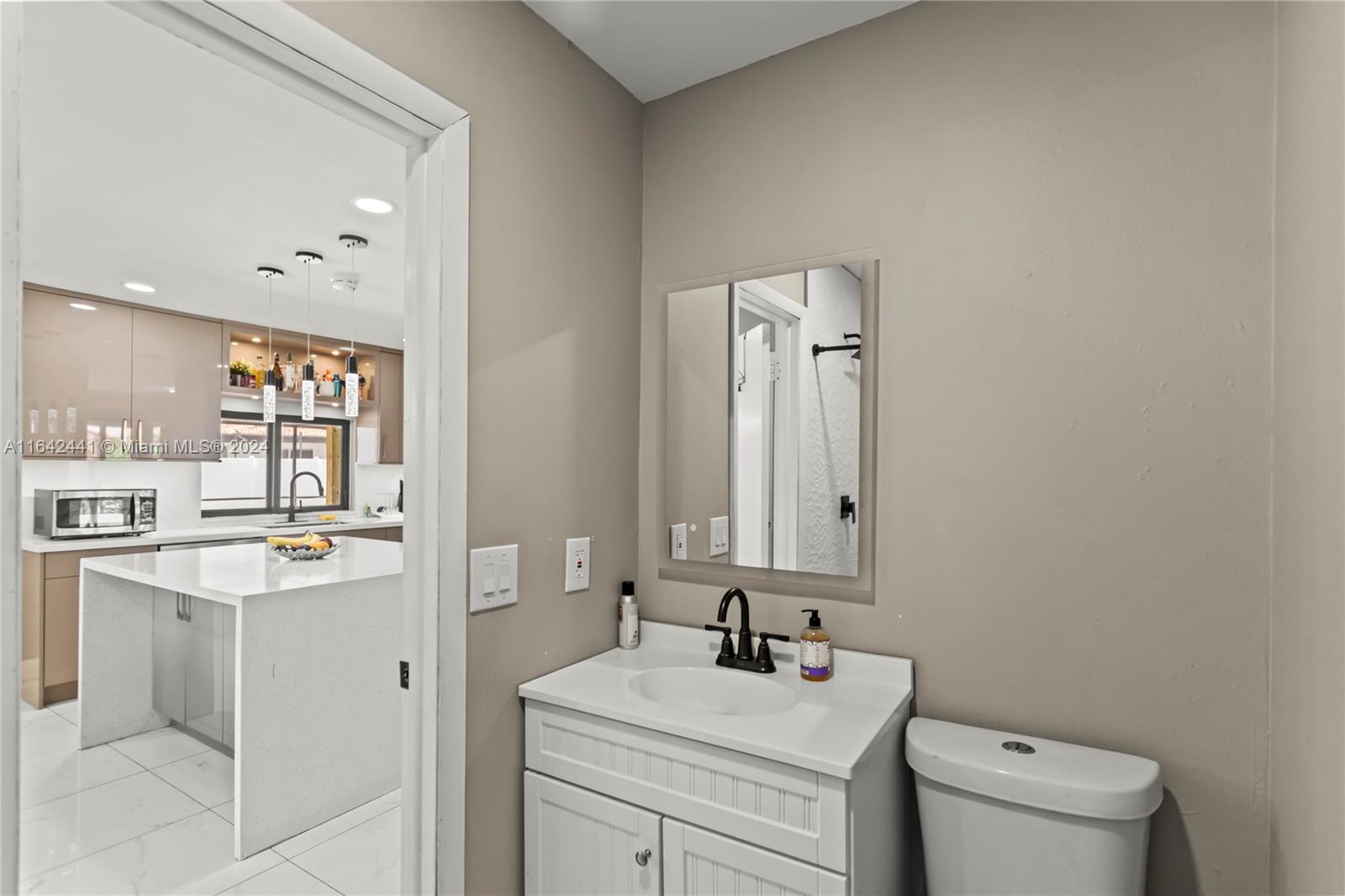 BONAVENTURE LAKES - Residential Lease