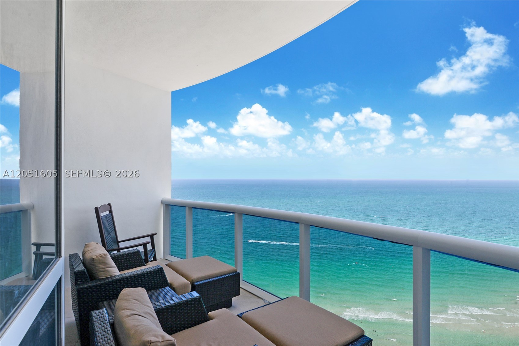 18201 Collins Ave 4209A