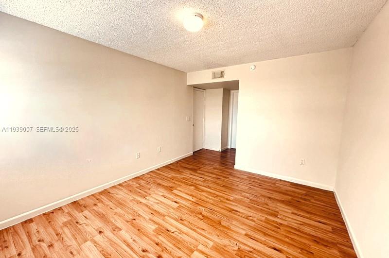 MILANO CONDO - Residential