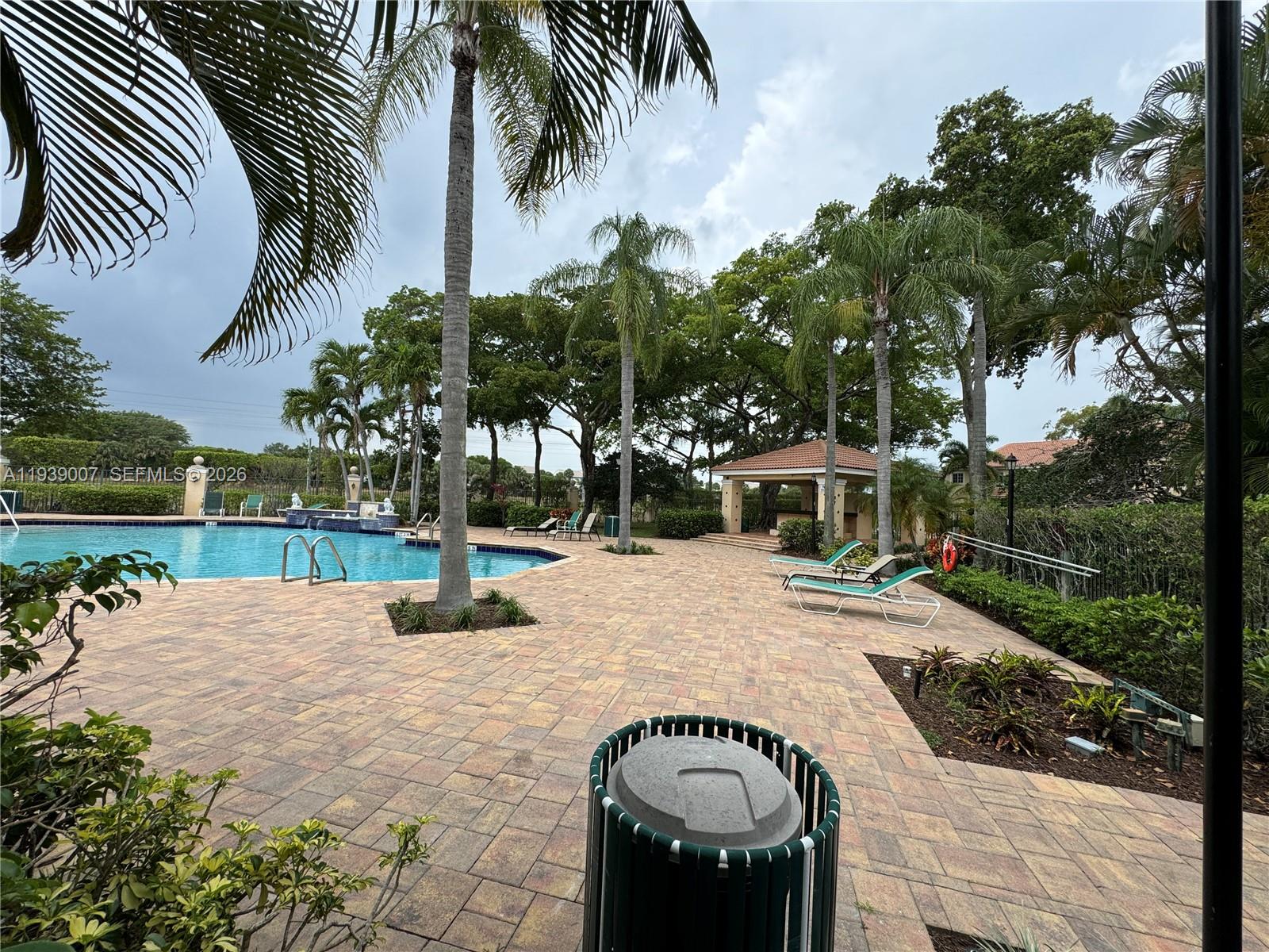 MILANO CONDO - Residential