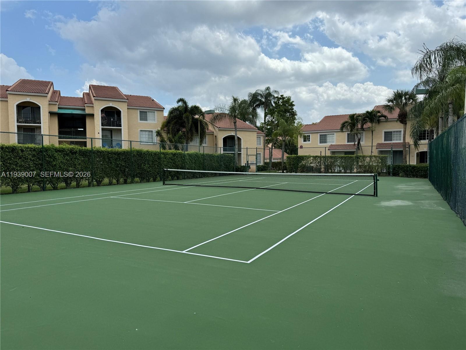 MILANO CONDO - Residential