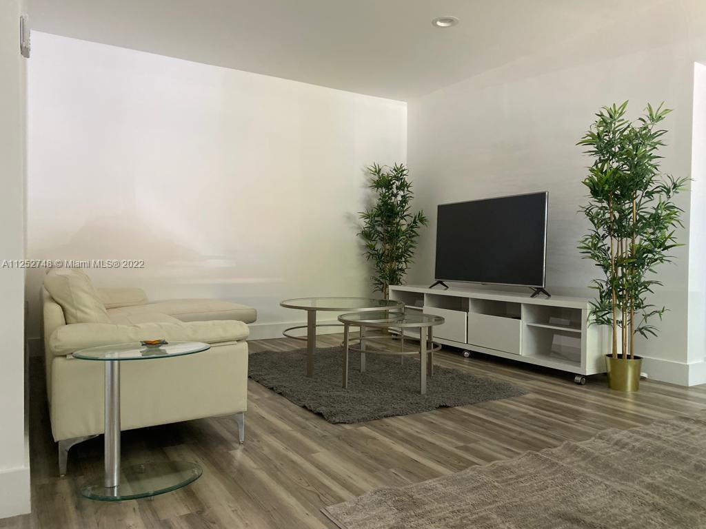 DURHAM VILLAGE - Residential Lease