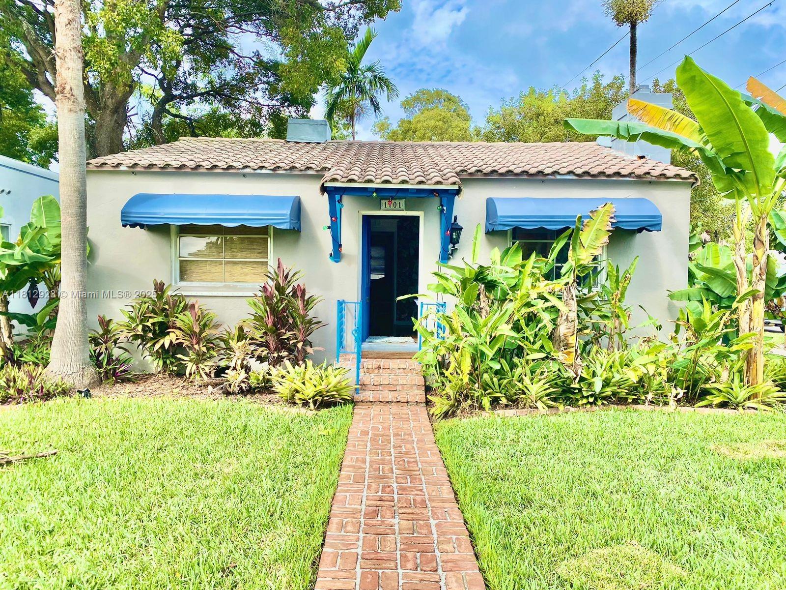 Rental Property at 1701 Fletcher St 1701, Hollywood, Broward County, Florida - Bedrooms: 2 
Bathrooms: 1  - $3,000 MO.
