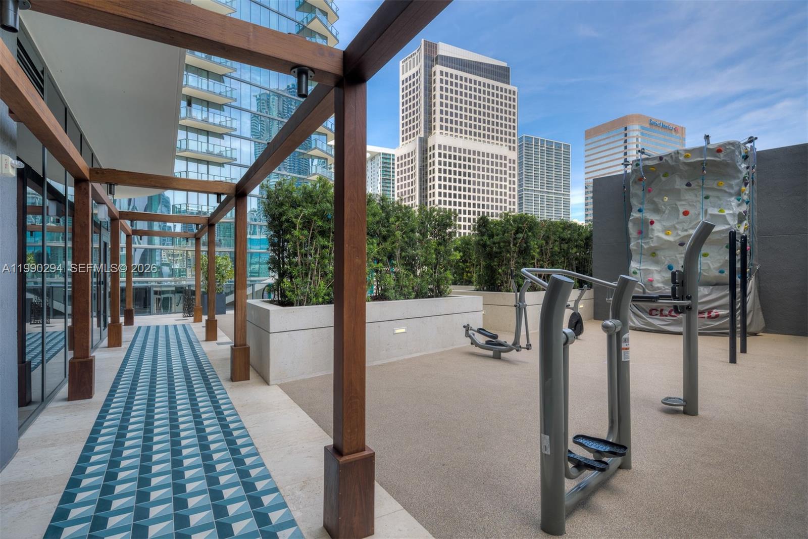 801 SMA RESIDENCES CONDO - Residential