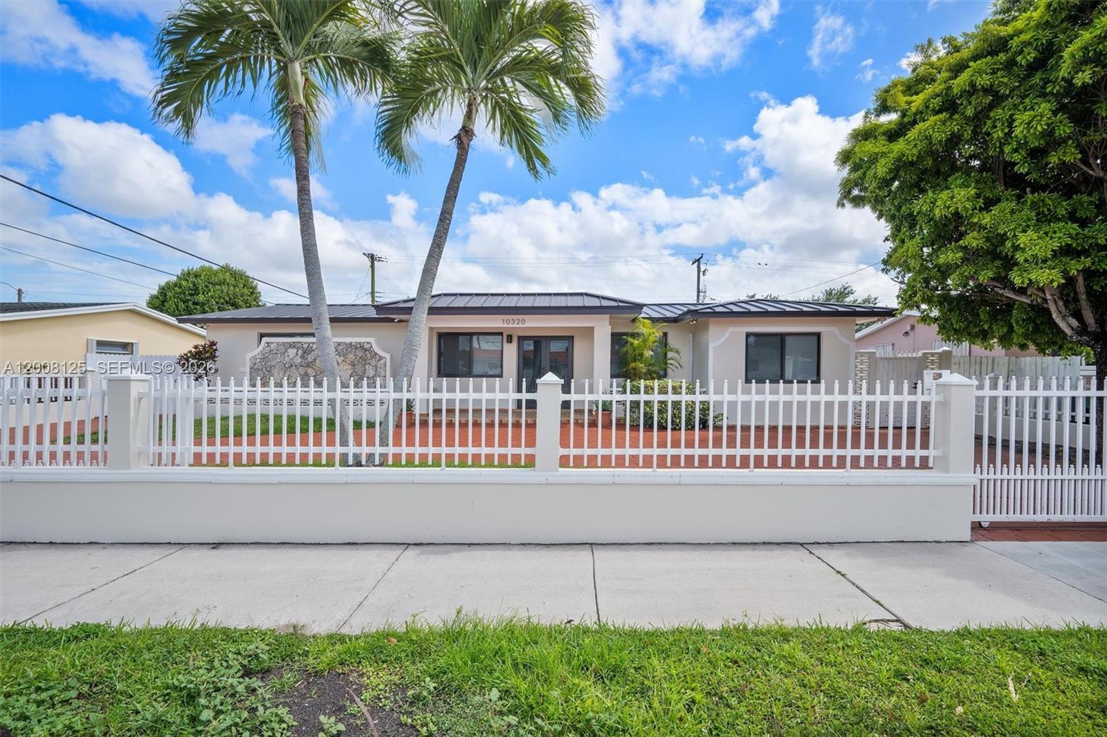 10320 SW 38th Ter - Image 1