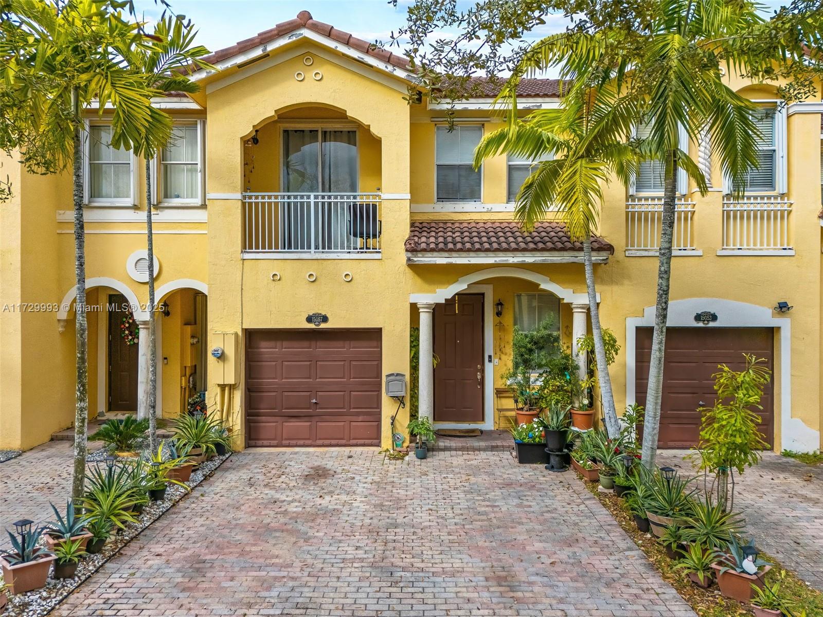 Property for Sale at 15057 Sw 9th Ter, Miami, Broward County, Florida - Bedrooms: 4 
Bathrooms: 4  - $555,000