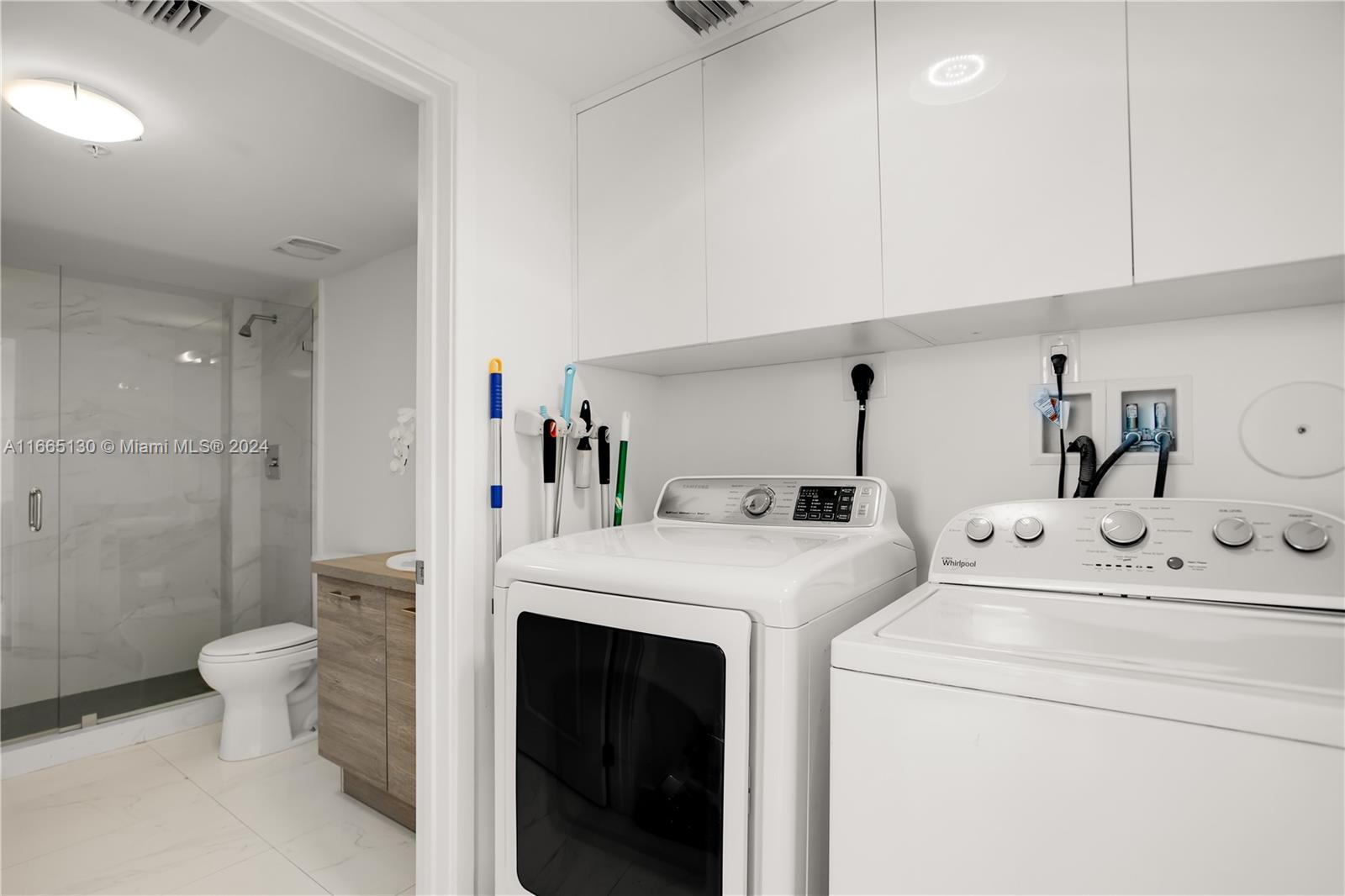 400 SUNNY ISLES CONDO EAS - Residential