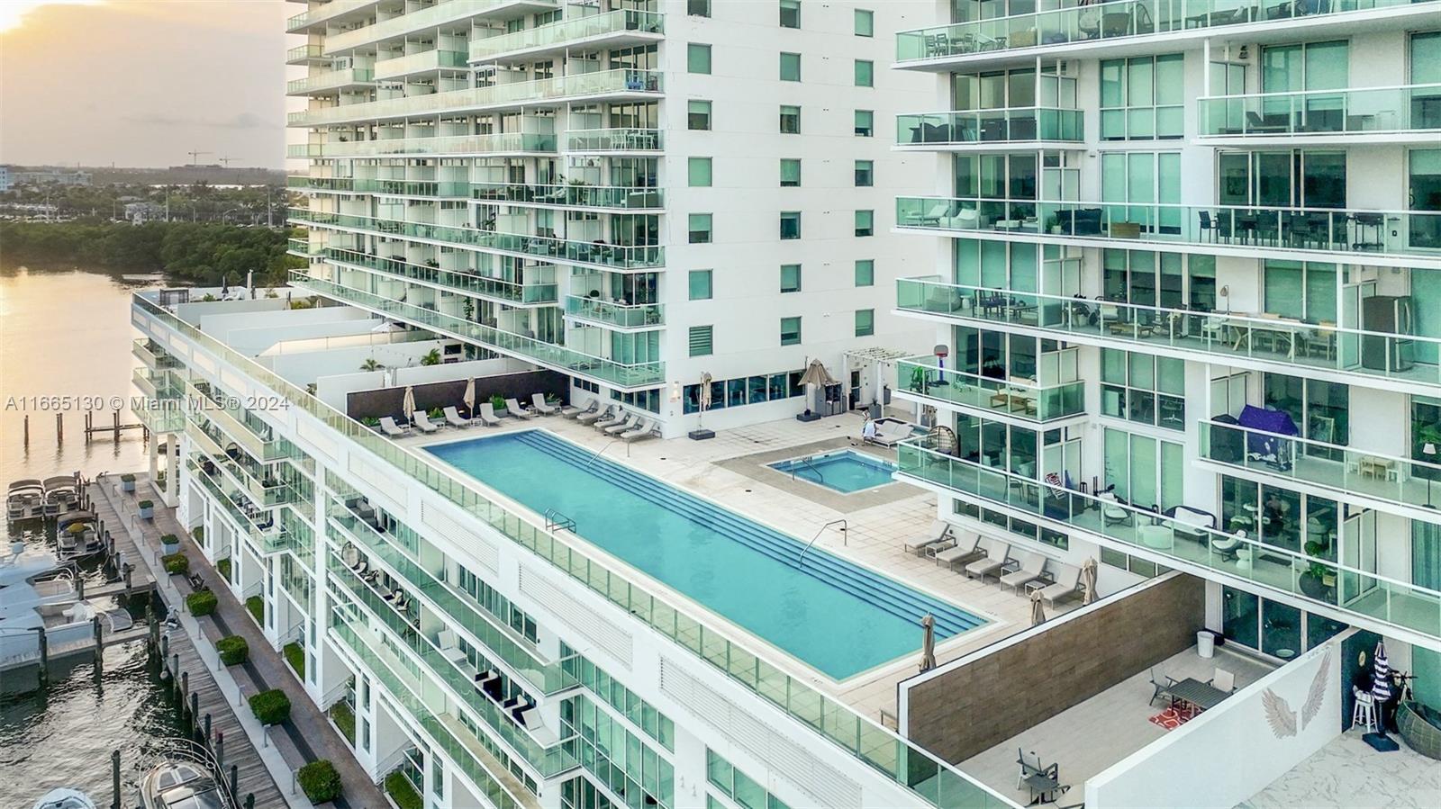400 SUNNY ISLES CONDO EAS - Residential
