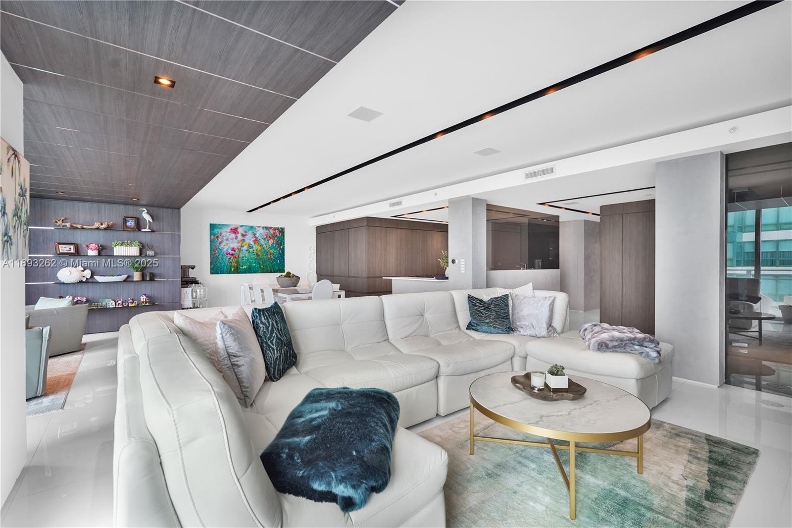 Diplomat Residences - Residential