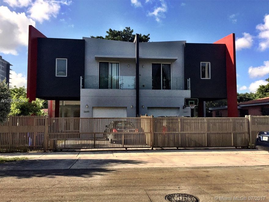 Magnificent two story Townhome style with a slick modern look near Coral Gables. 3 beds 2 1/2 baths, spectacular Italian kitchen cabinets with stainless steel Bosch appliances, patio, garage and much more.
