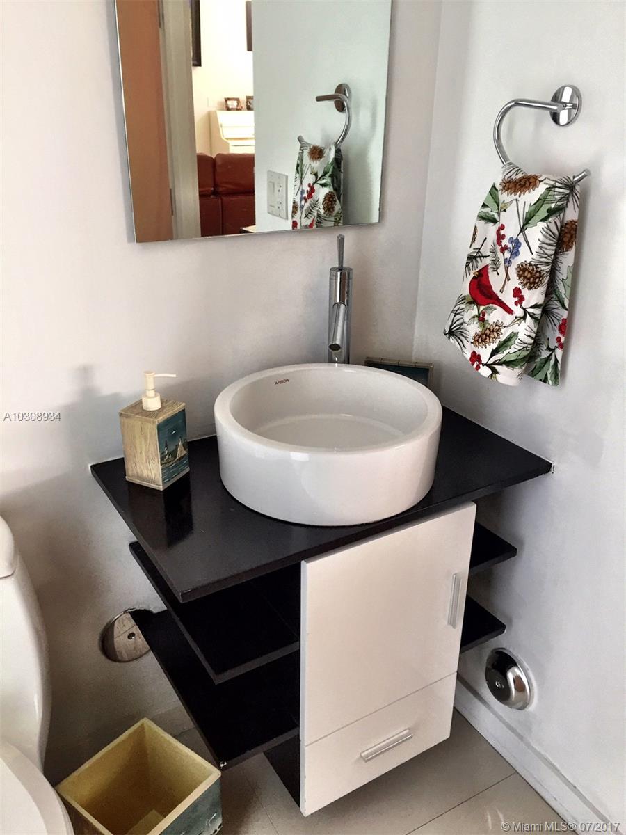 DAVIS CITRUS FARMS - Residential Lease