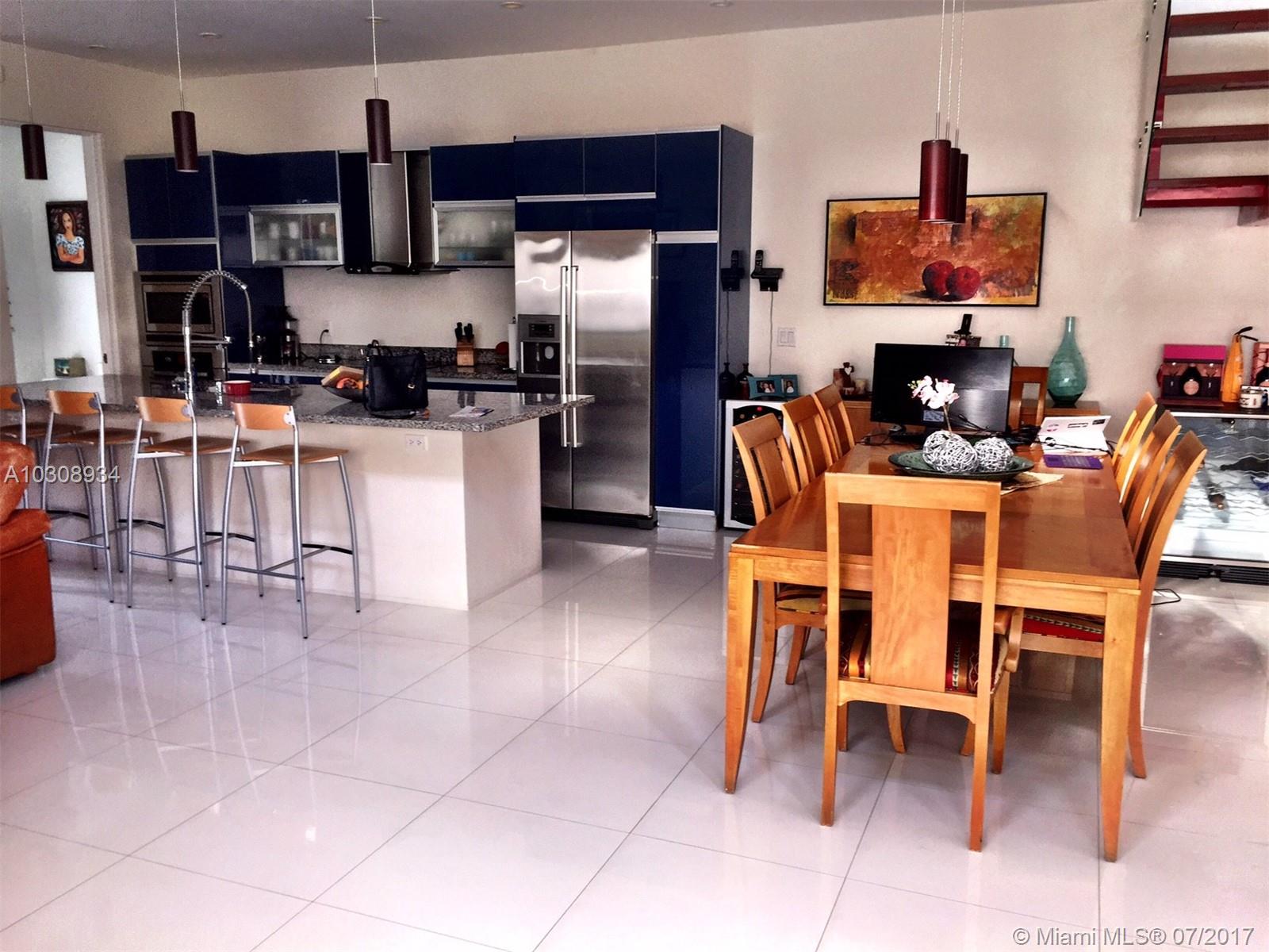 DAVIS CITRUS FARMS - Residential Lease