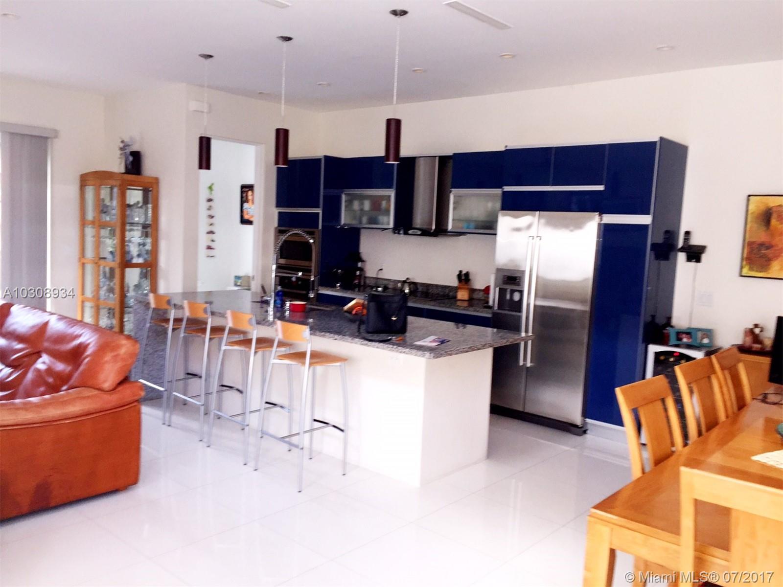 DAVIS CITRUS FARMS - Residential Lease