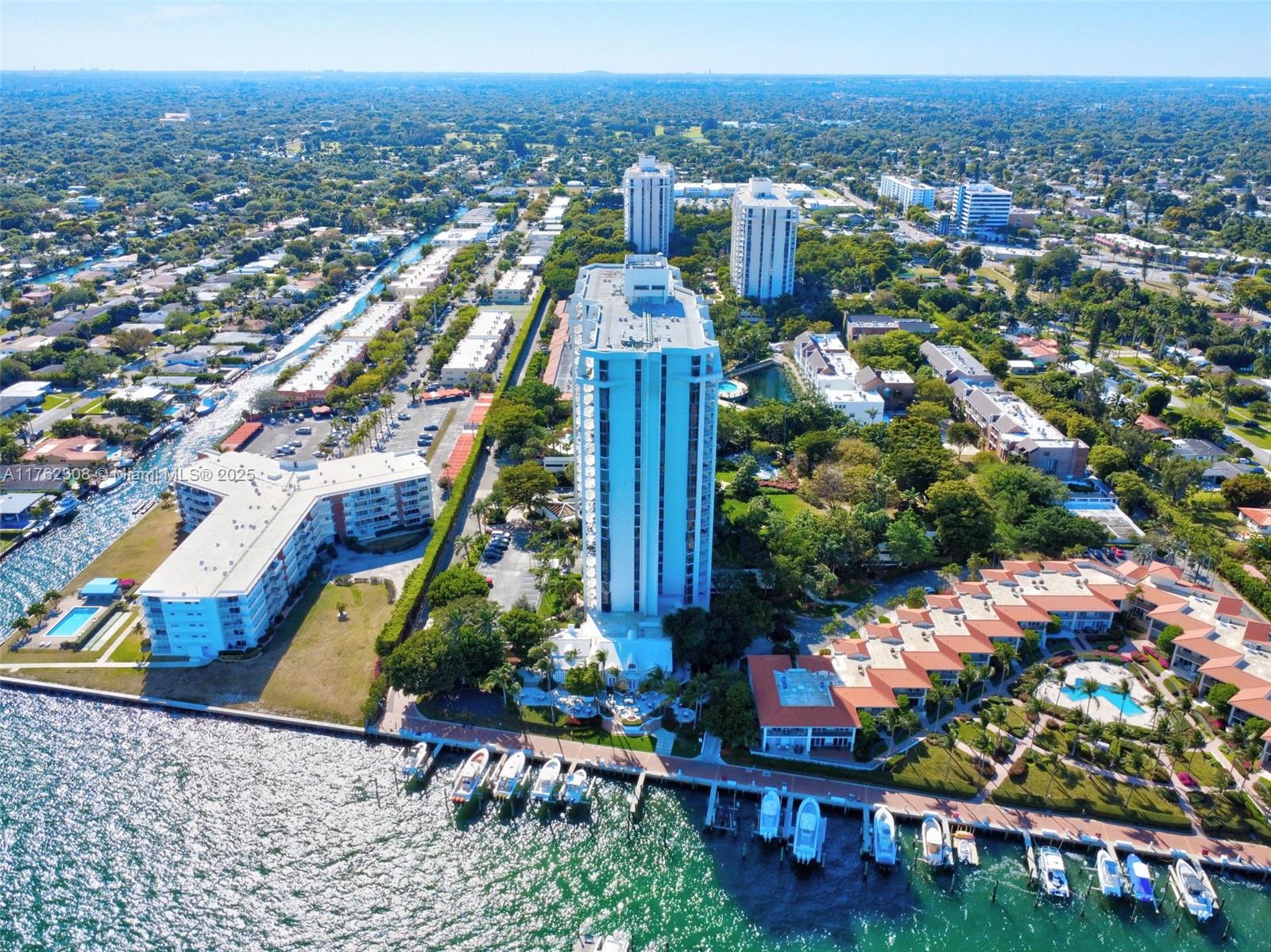 THE TOWERS OF QUAYSIDE CO - Residential