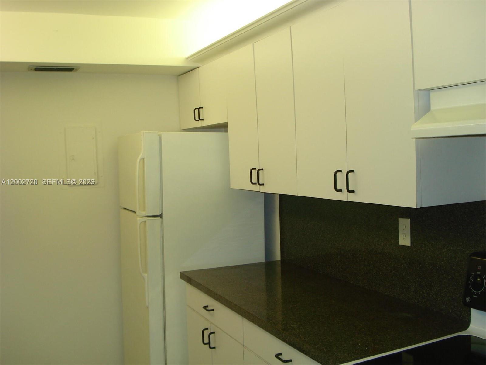 MAGALUF TOWERS CONDO - Residential Lease