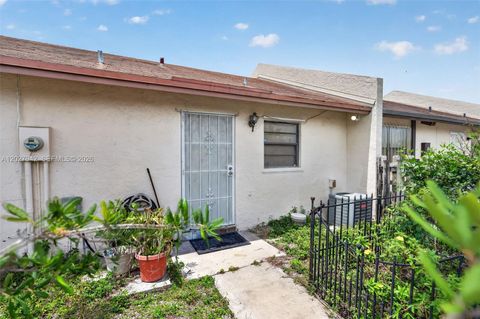 Photo of 1427 Towhee St, Homestead, FL 33035 (MLS # A12027942)