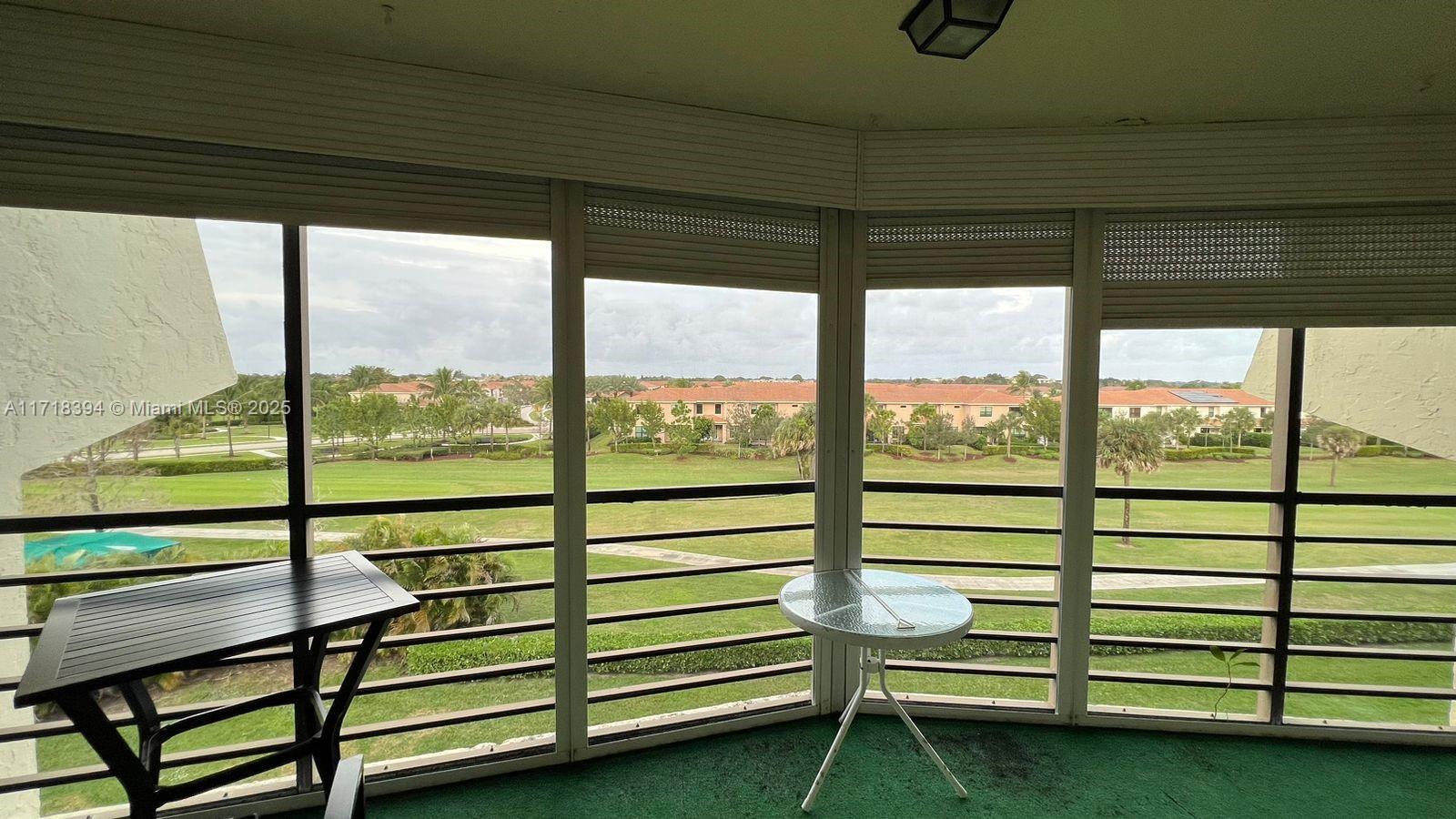 LARGE CHARMING 2/2 CONDO 55+ COMMUNITY WITH A GOLF VIEW OFF A LARGE SCREENED PATIO. SEMI-FURNISHED. COVERED CARPOT, PLENTY OF GUEST PARKING. HEATED POOL,SAUNA , CLUBHOUSE. SHORT DISTANCE TO BEACH, RESTAURANTS & SHOPS.