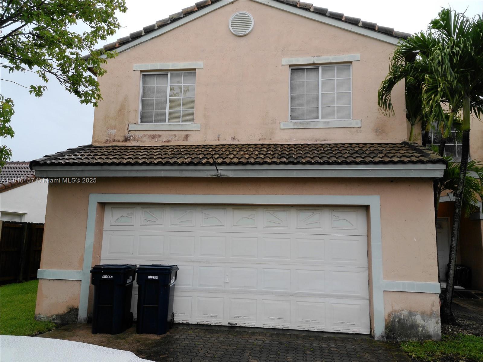 16054 Sw 77th Ter, Miami, Broward County, Florida - 3 Bedrooms  
3 Bathrooms - 