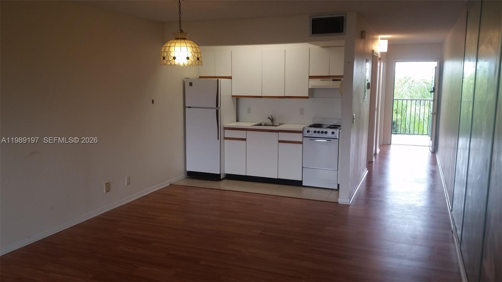 CAMBRIDGE AT CENTURY VILL - Residential Lease