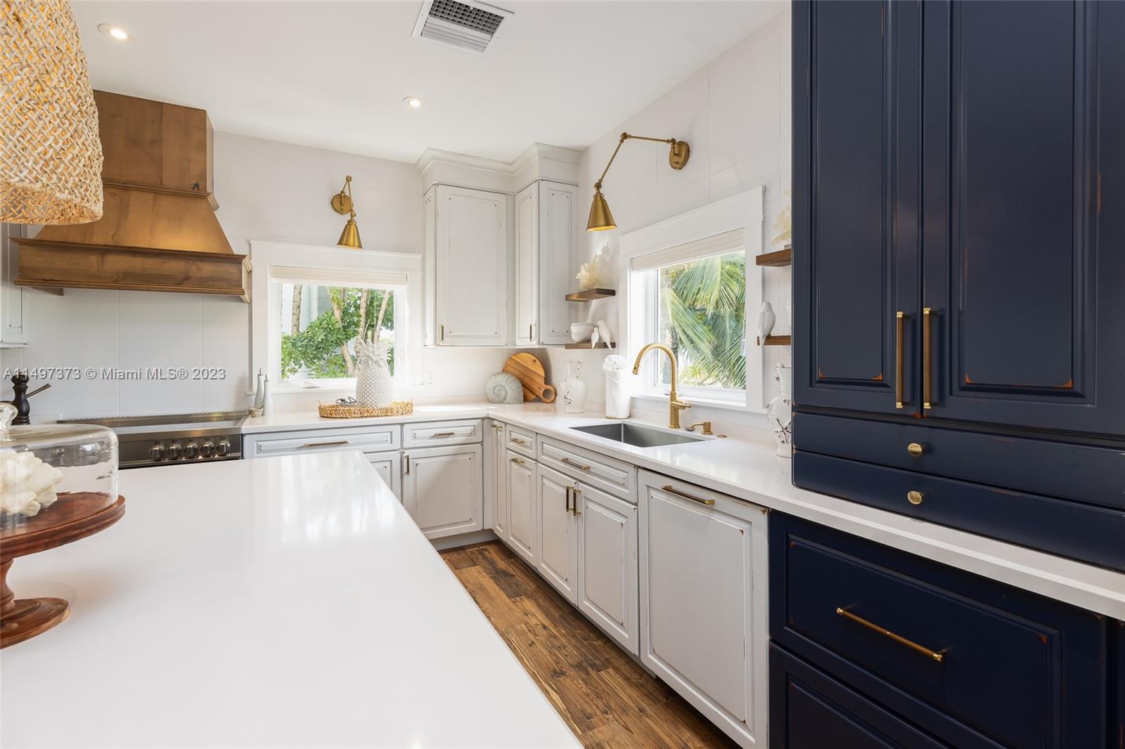 HIGH POINT - Residential