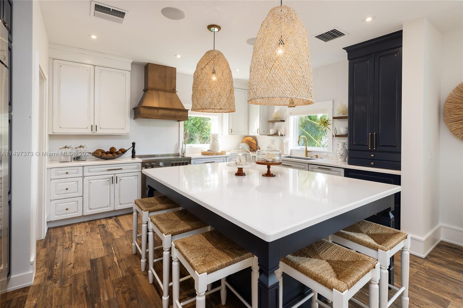 HIGH POINT - Residential