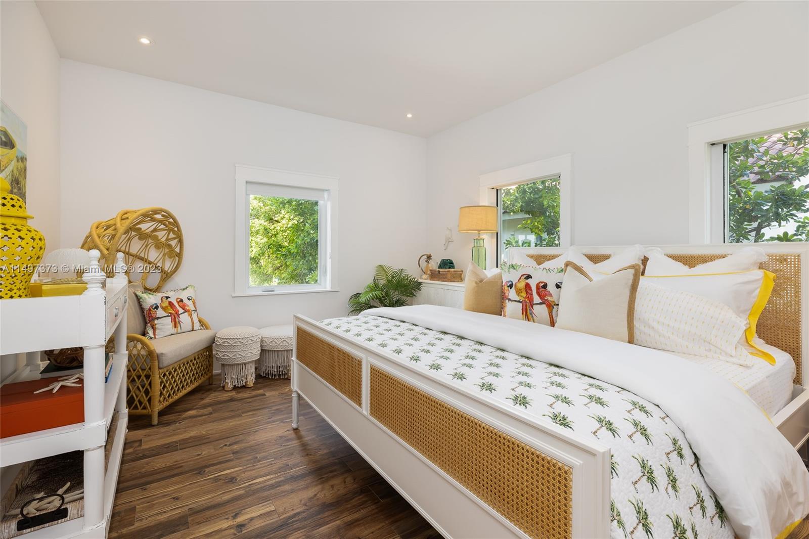 HIGH POINT - Residential