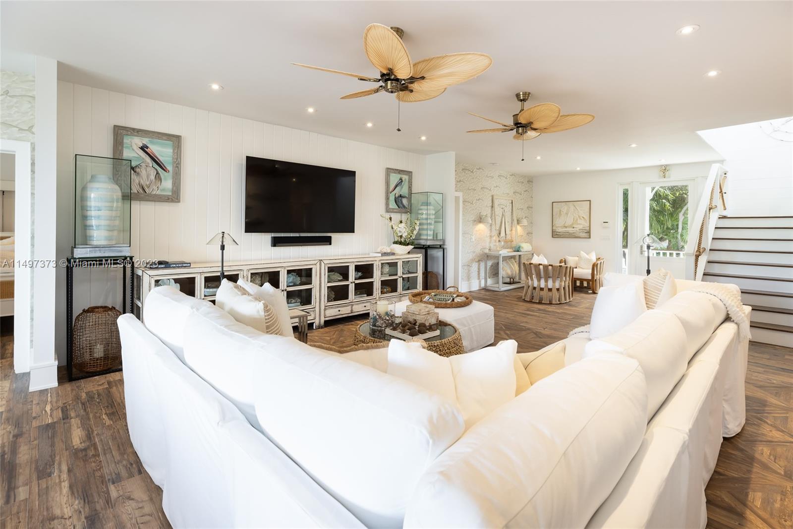 HIGH POINT - Residential