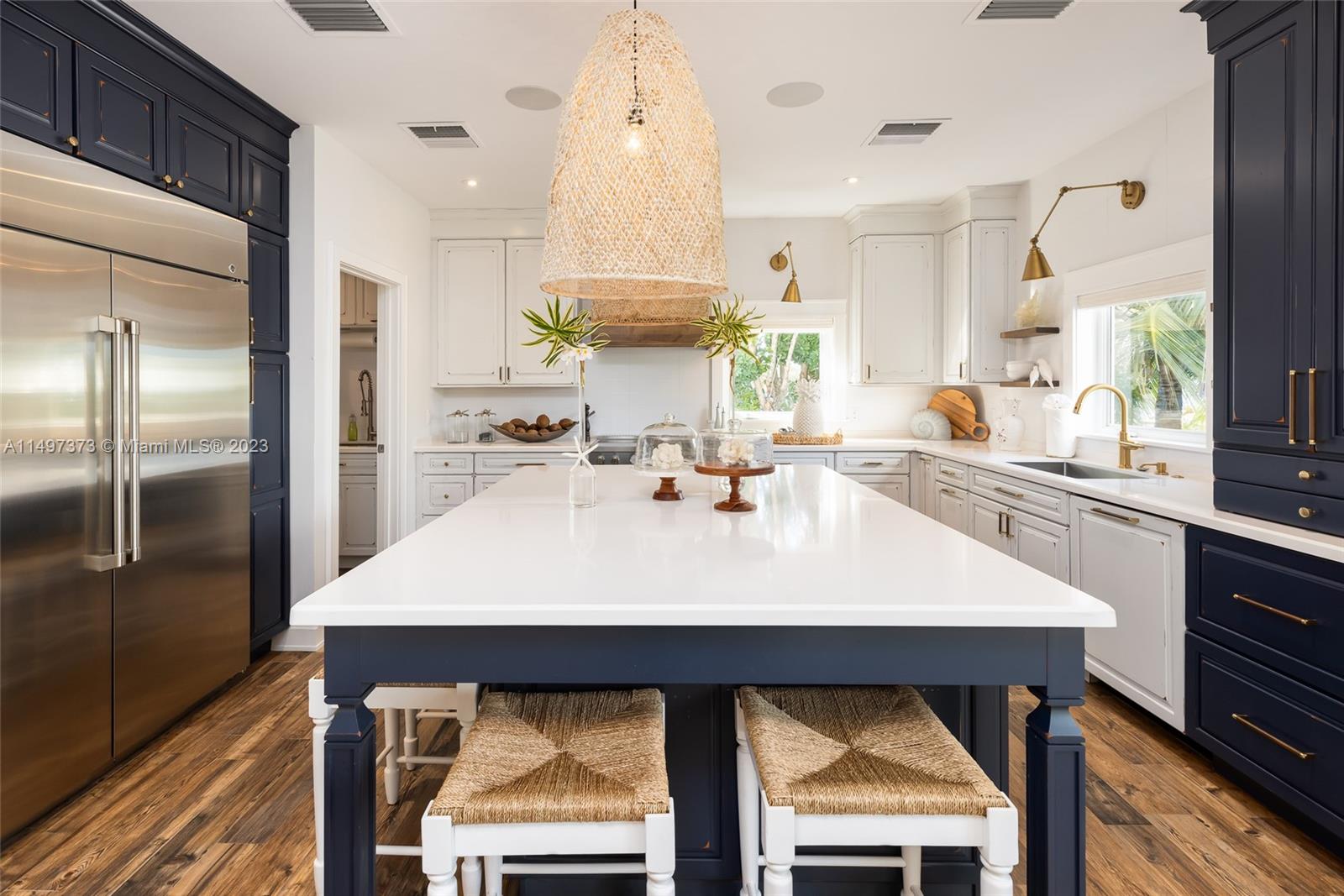 HIGH POINT - Residential