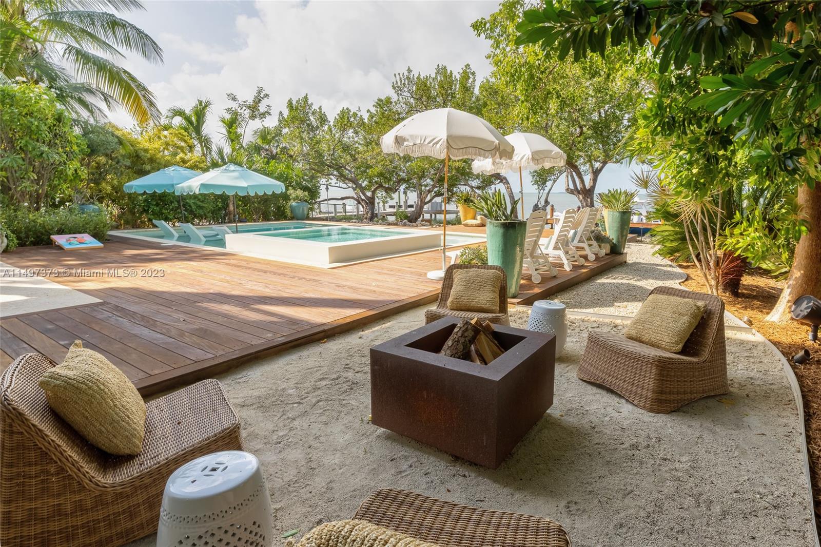 HIGH POINT - Residential