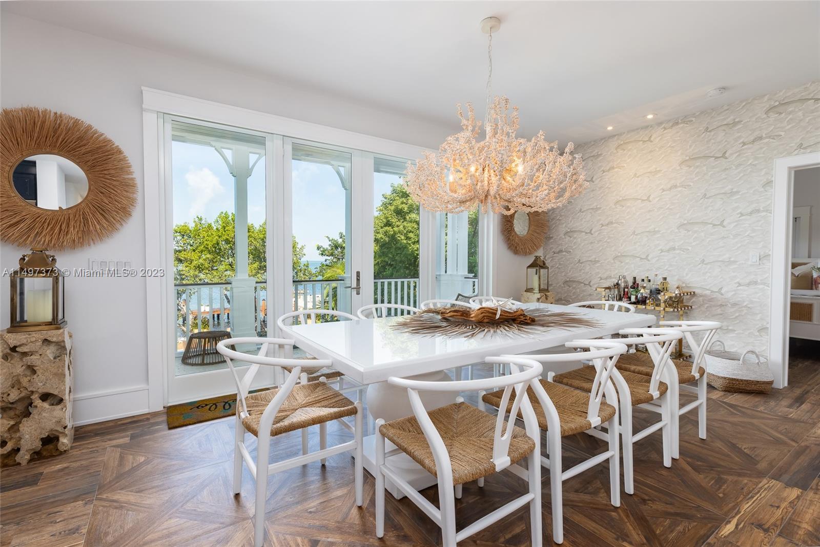 HIGH POINT - Residential