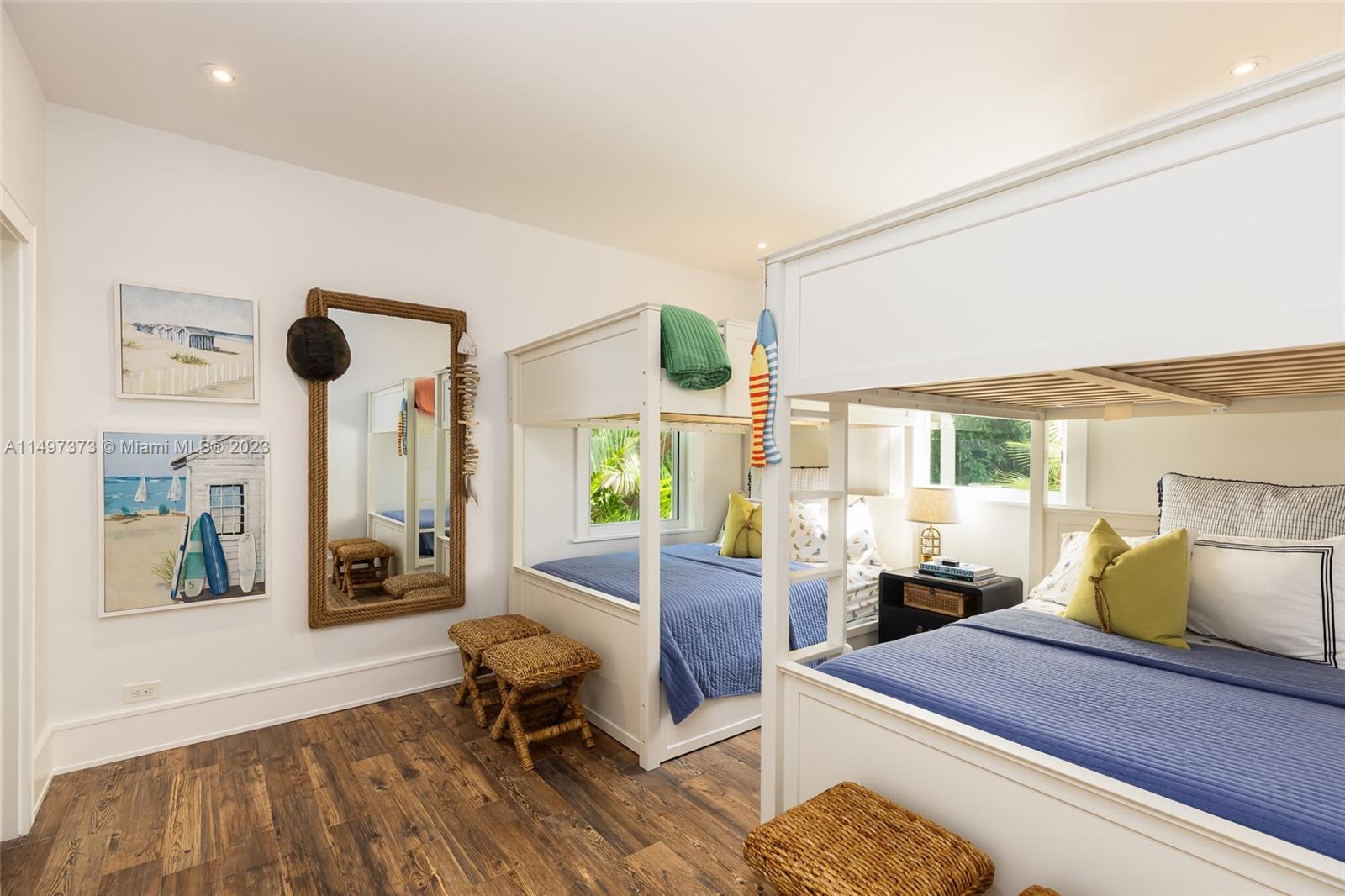 HIGH POINT - Residential