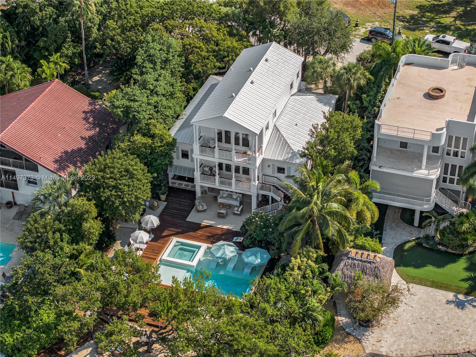 HIGH POINT - Residential