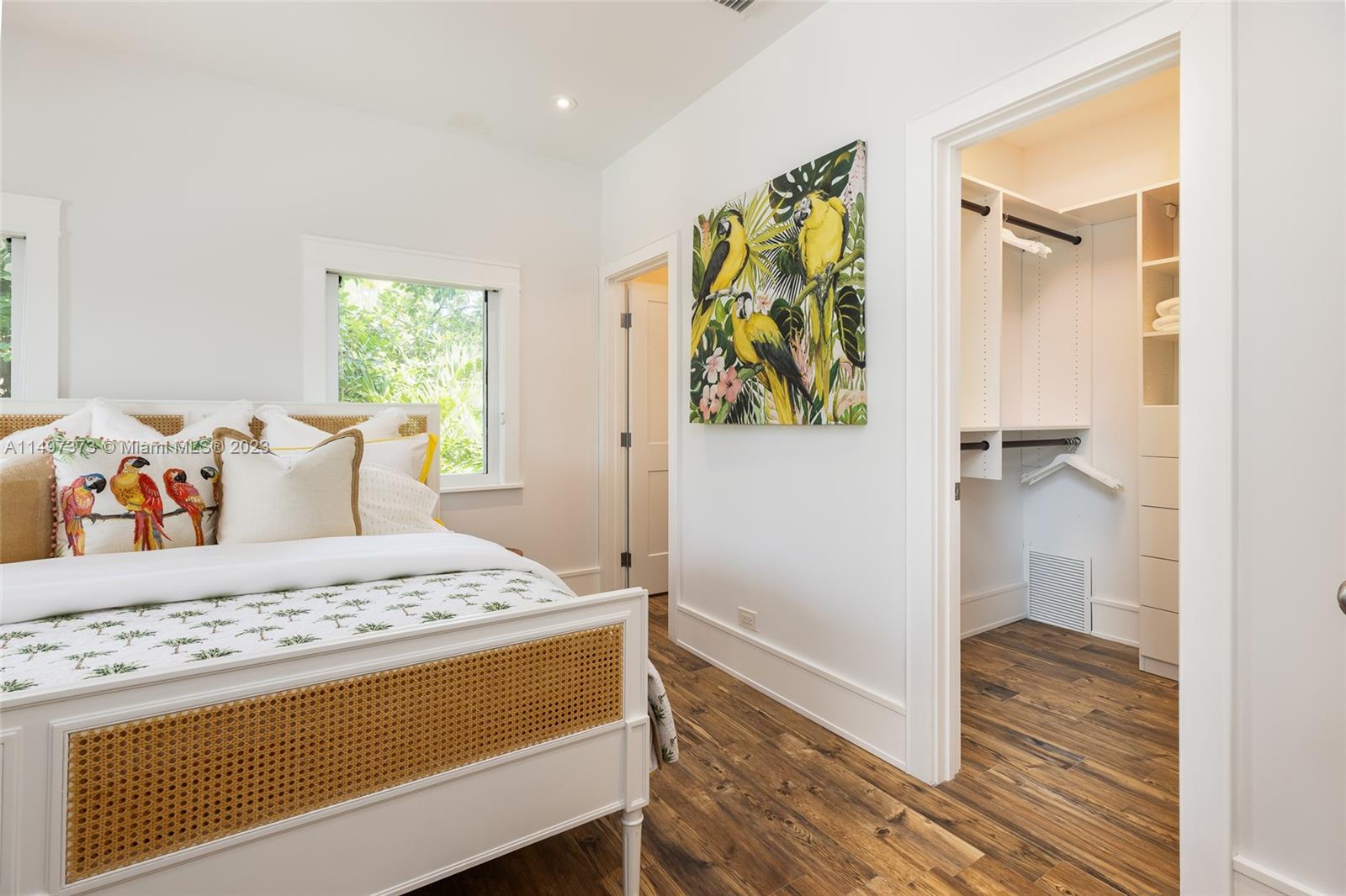 HIGH POINT - Residential