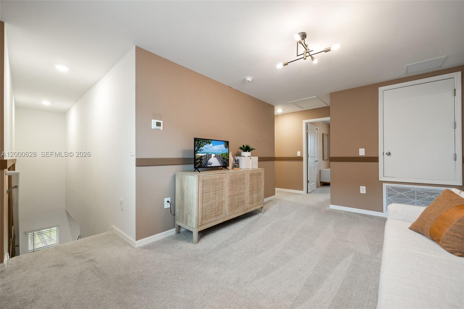 PRATTS PRESERVE - Residential