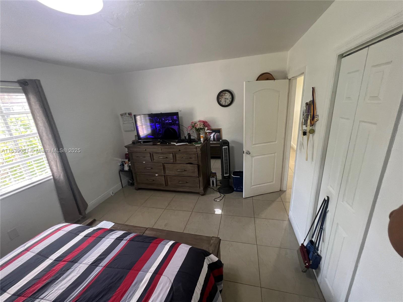 BISCAYNE VILLAGE HEIGHTS - Residential